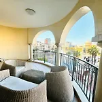 Zals -Luxury Accommodation Island Club Century City