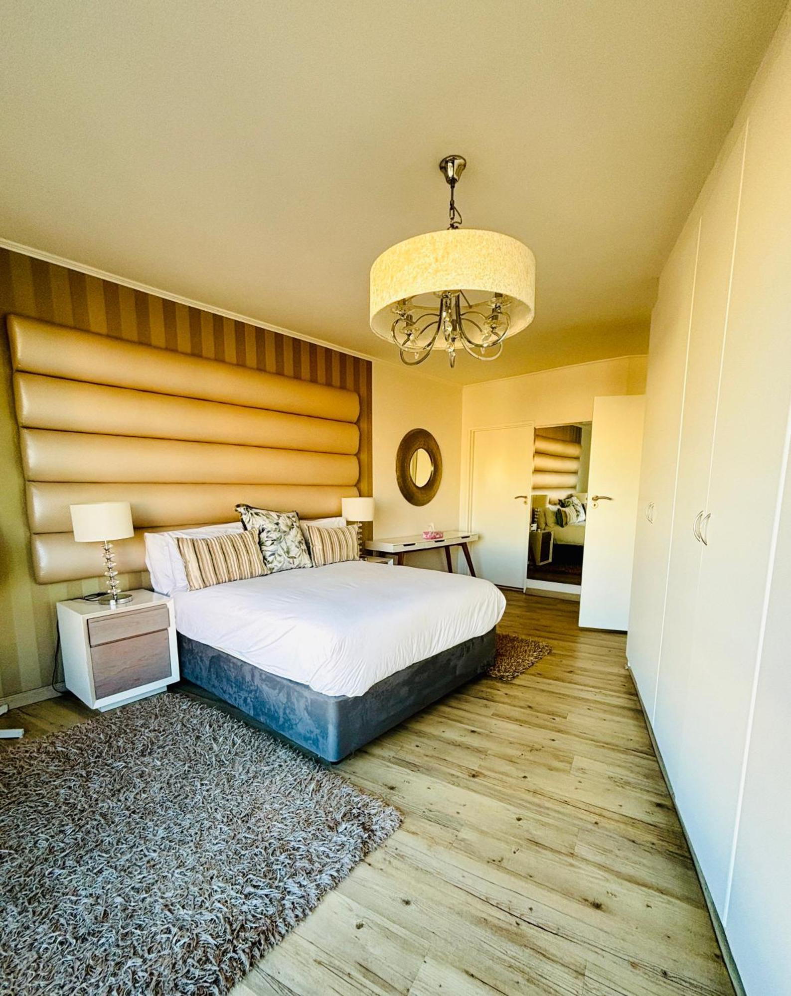 Zals -luxury Island Club Century * Cape Town