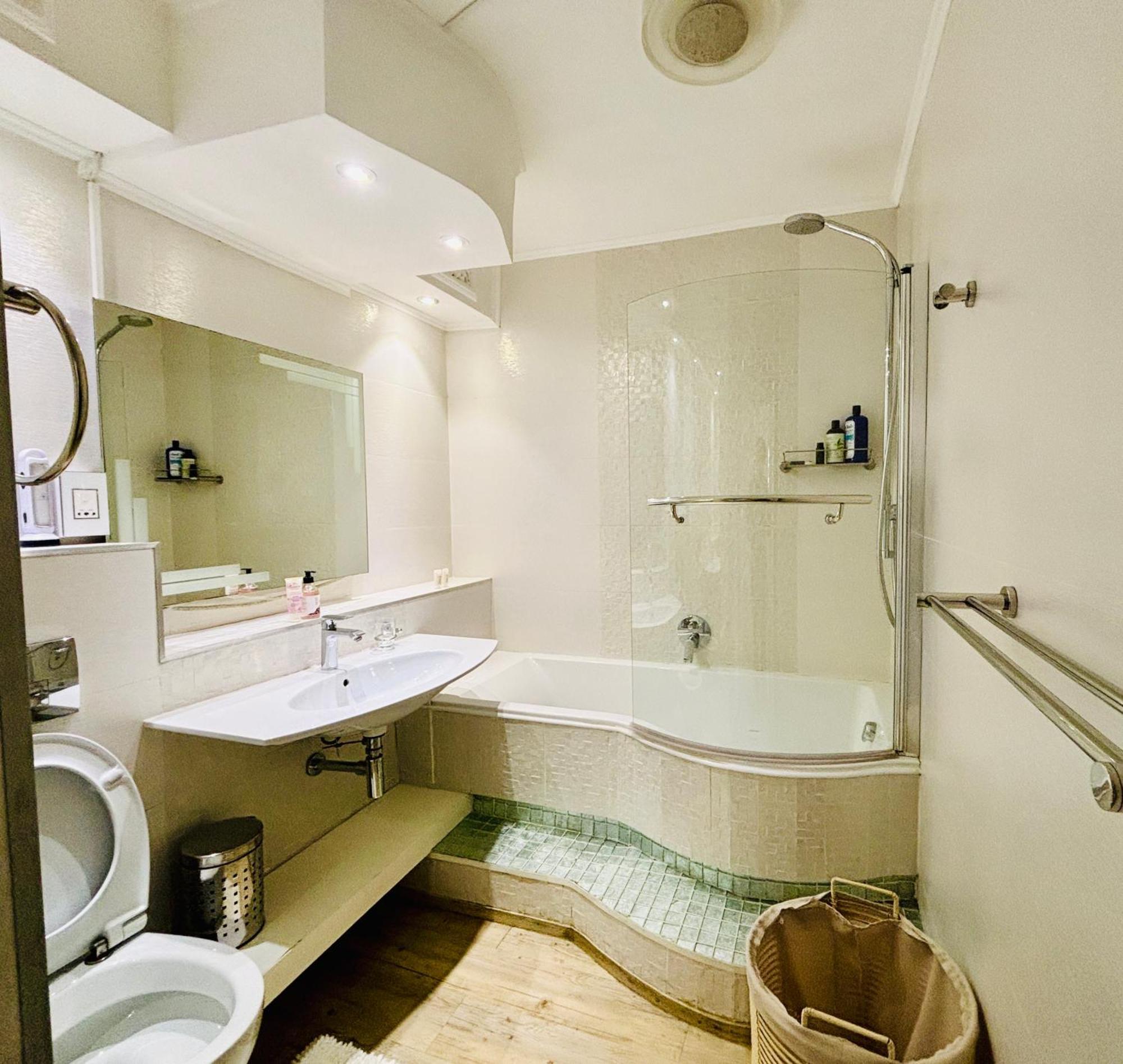 Zals -luxury Island Club Century Apartment